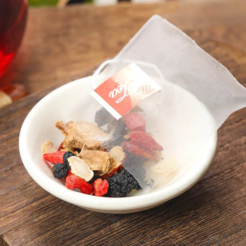 Bag of Ginseng Black Wolfberry Tea containing 40 individual 5g single-serve sachets.