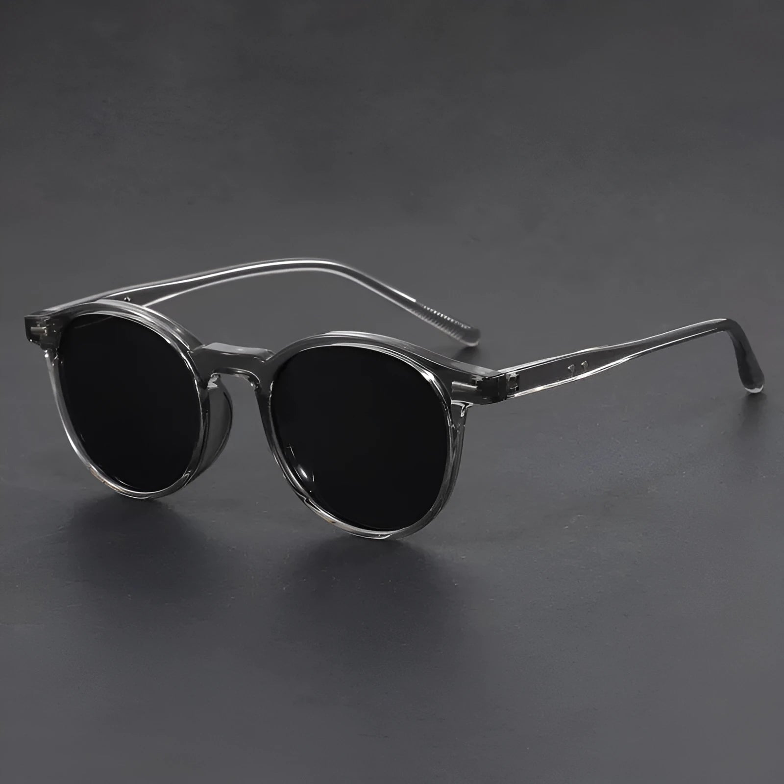 Ultra-light round frame sunglasses with oval lens in Sand Black colour