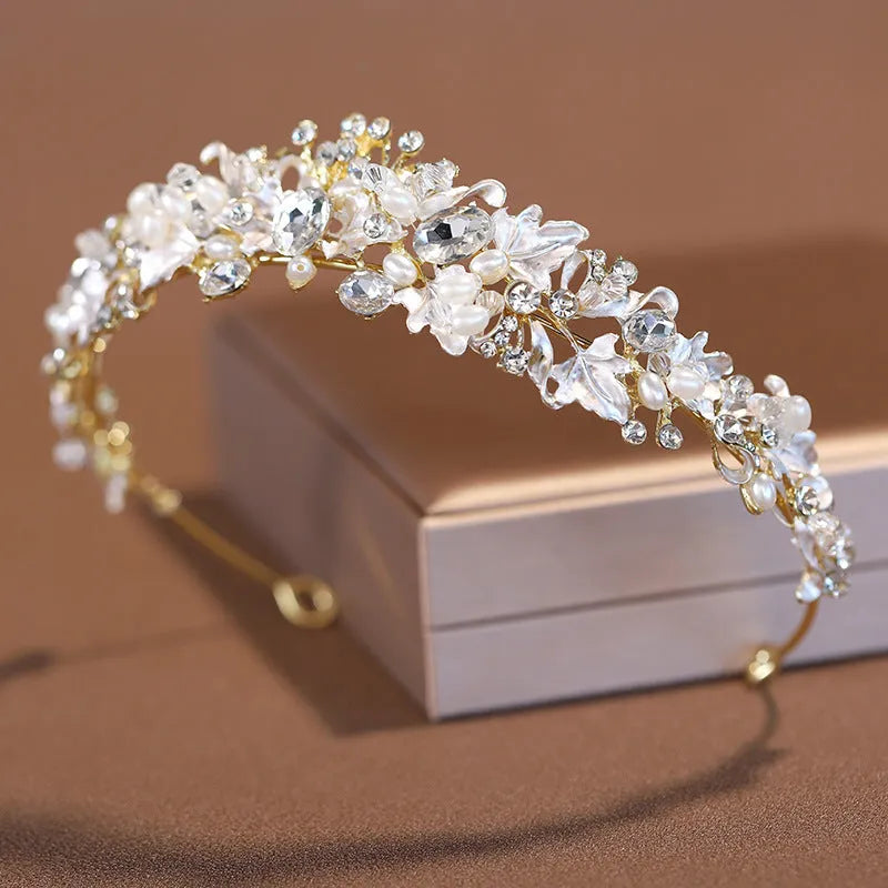 Gold or silver alloy crown hair accessory with pearl decorations for women