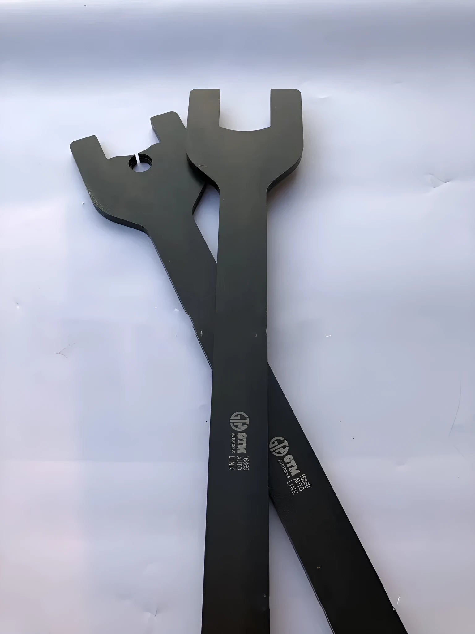 Two alloy steel Land Rover fan wrenches, sizes 36mm and 40mm, for mechanical repair.