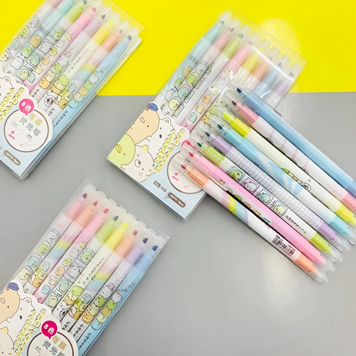 Erasable highlighter pen, plastic body, 16cm length, assorted colours on white background