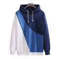 Casual men's loose hooded pullover sweater in blue-white with geometric colour-blocked stitching and save pockets