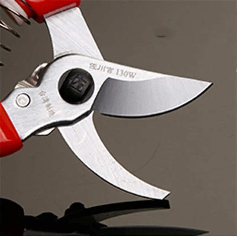 130W pruning shears with SK5 high carbon steel blade for landscaping, random colour