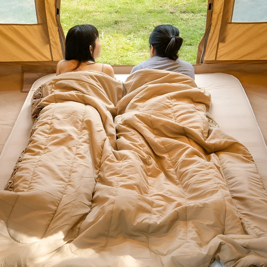 Adult four seasons camping sleeping bag in Jiangnan Spring colour with storage sack.
