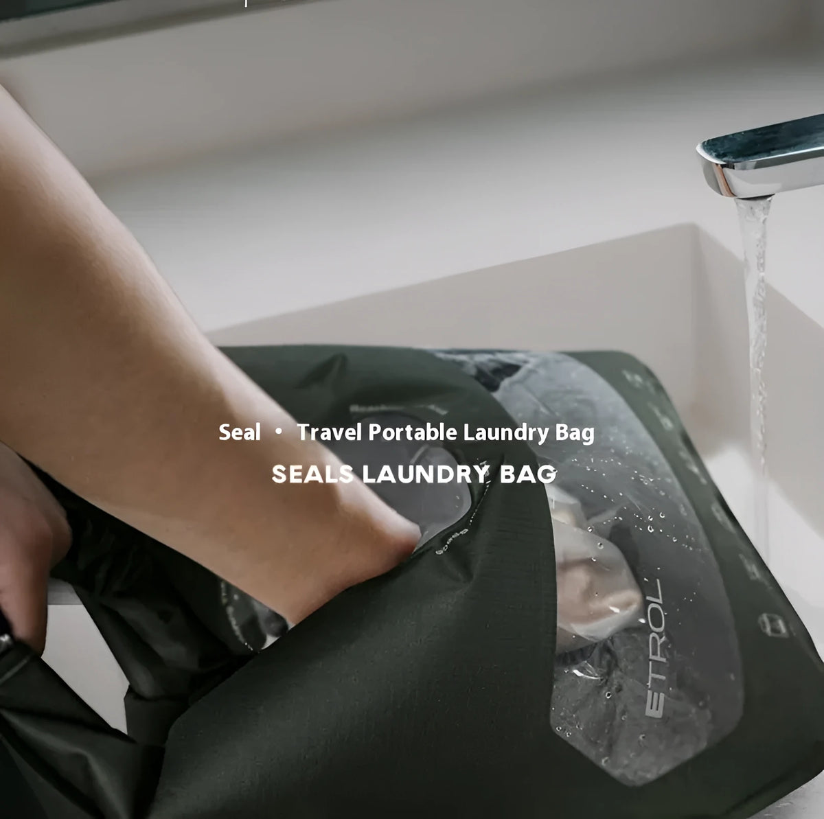 Portable folding laundry bag in 70D Nylon TPU, flat size 59cm x 42cm, Jungle Green