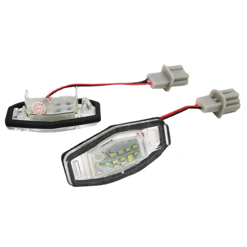 White LED licence plate light bulb for Honda Civic with plastic housing