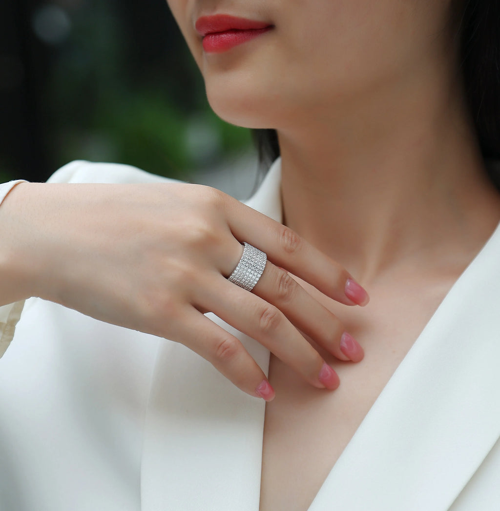 Starry River wedding ring set with moissanite stone in S925 silver with platinum plating, gift box packaging