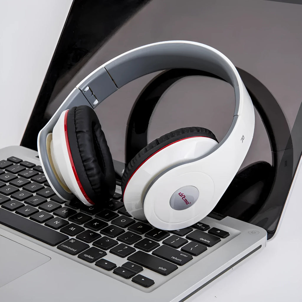Wired gaming headphone over-ear style heavy bass with inline control microphone on white background