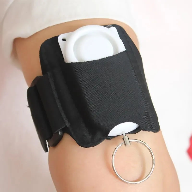 Runner personal alarm with LED flashing light and adjustable wristband, black, 7.5x4x1cm