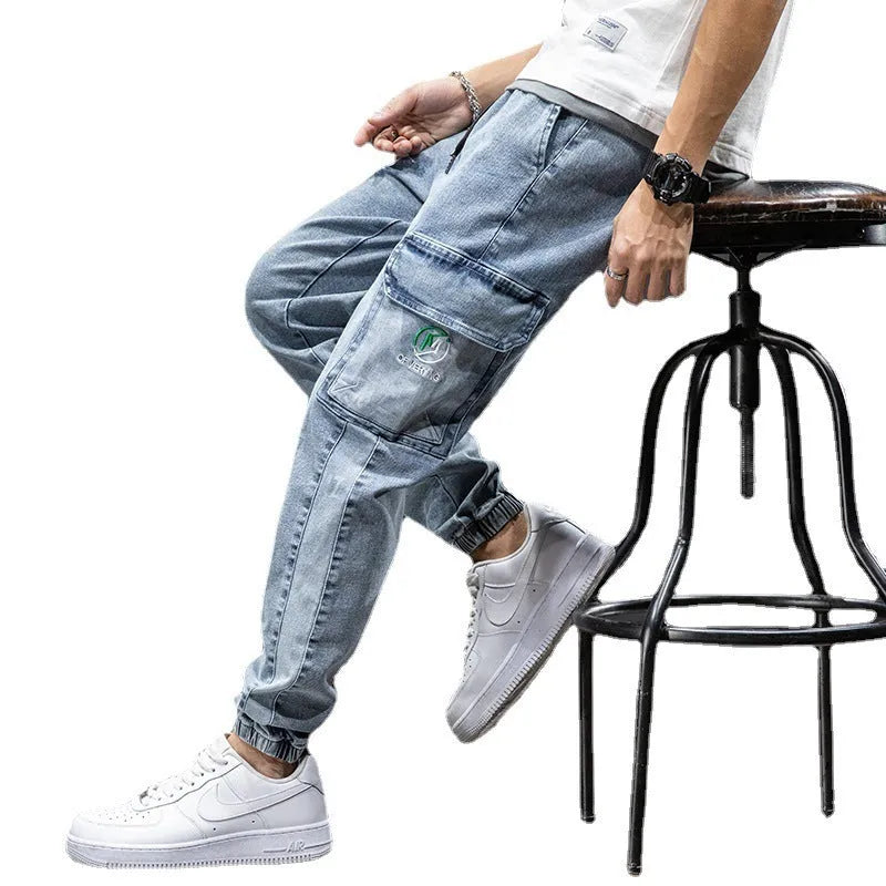 Men's loose cargo casual jeans with micro elasticity cotton fabric in straight leg Korean style design