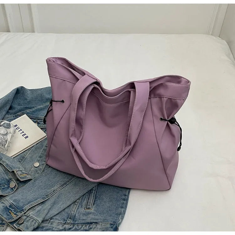 Soft folding Oxford cloth commuter tote bag in street trend style with shoulder strap