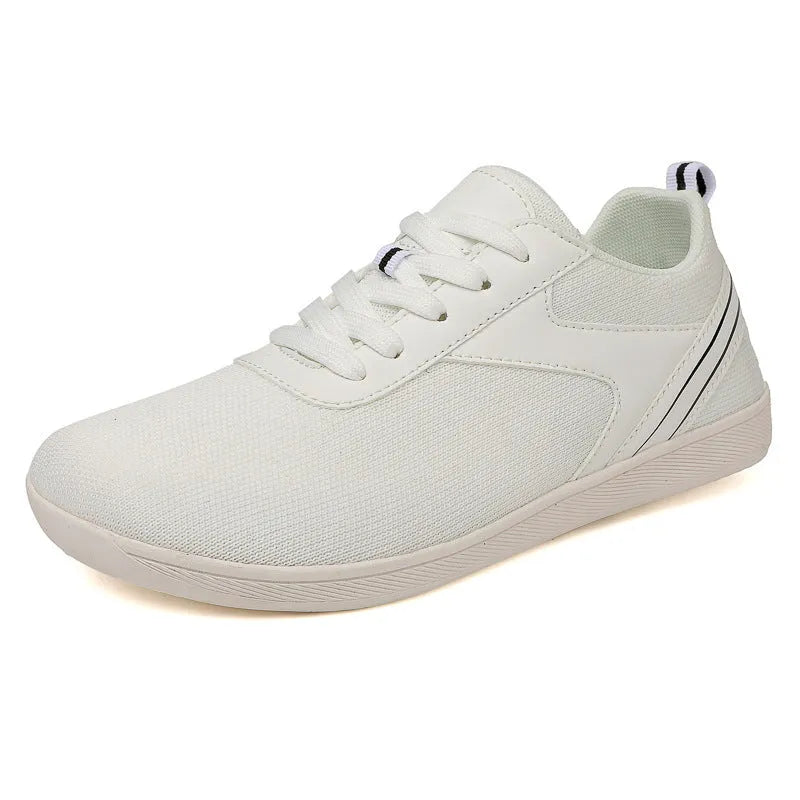 Sports casual board shoes with non-slip rubber sole, breathable mesh lining, low-top lace-up, available in multiple colours