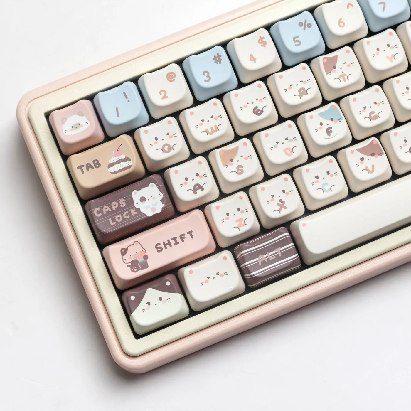 High Sea Salt Cat PBT keycap set for mechanical keyboards with March Past Space theme and 7u supplements