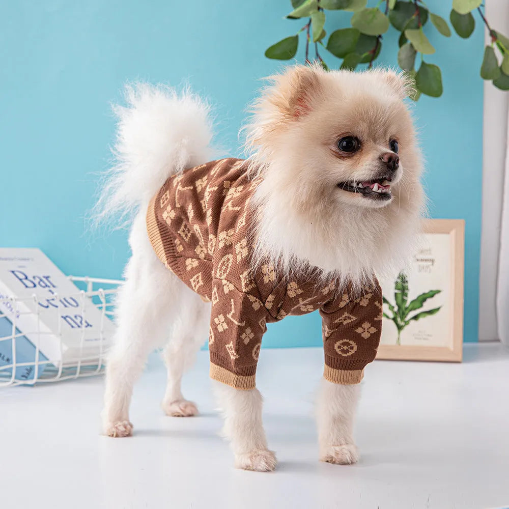 Thick wool dog sweater for winter in monochrome and two-tone colours, sizes XS to XXL.