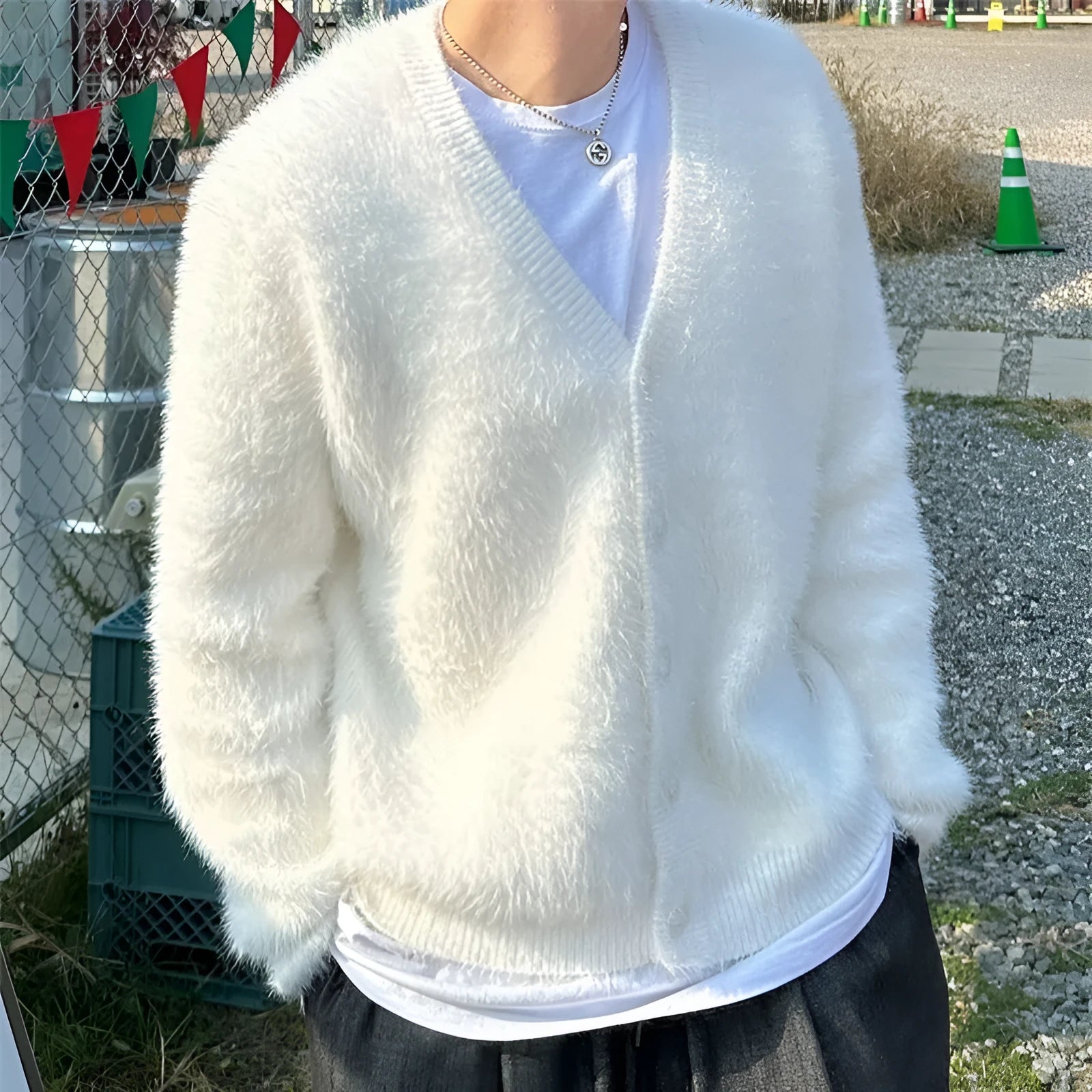 Mohair American Retro V-neck sweater coat in black, loose fit pullover for teenagers