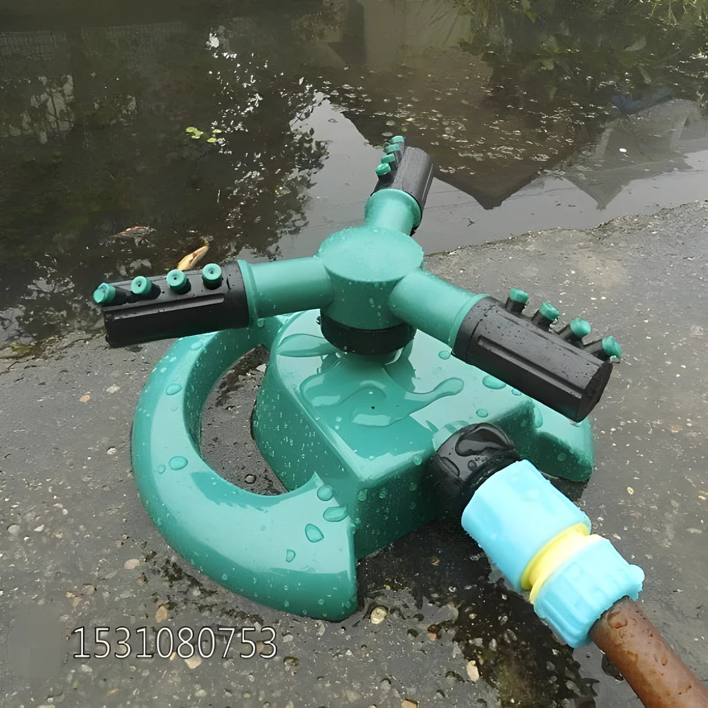 360 rotating garden sprinkler with three-fork base, 210mm x 190mm x 95mm, sprays up to 3m high and 5m wide