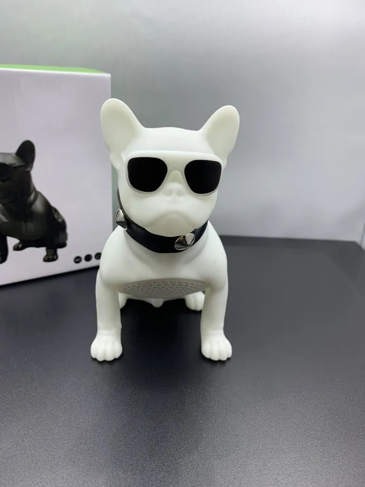 Bulldog Bluetooth wireless speaker in black, red, or white colour options