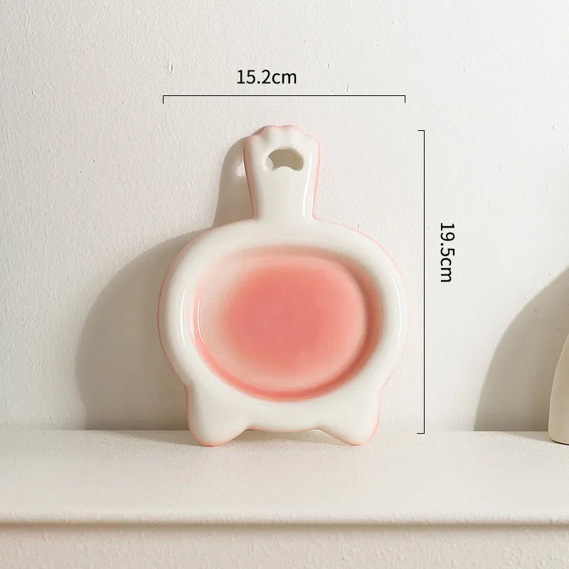 Ceramic cat bowl in shallow design with non-stick glazed surface