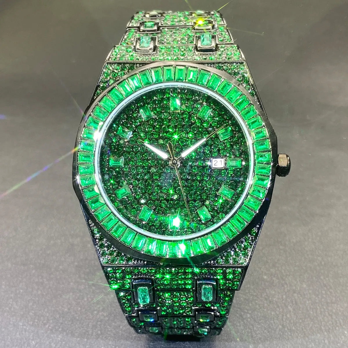 Men's green full rhinestone quartz watch with alloy case, 13mm thickness, hip hop fashion style