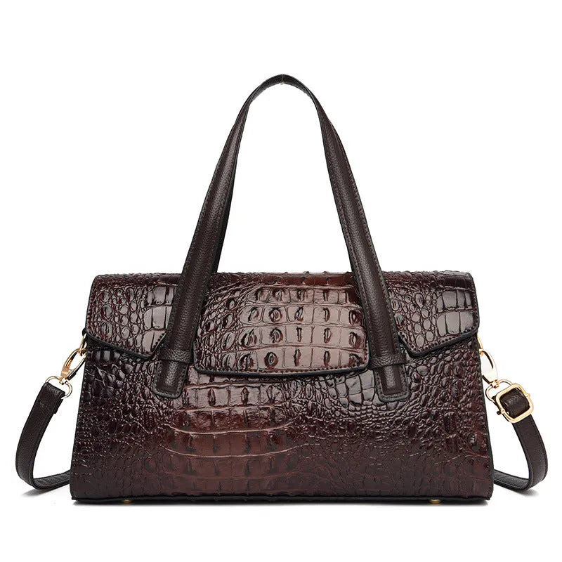 Square polyester messenger bag with adjustable shoulder strap in six colour options