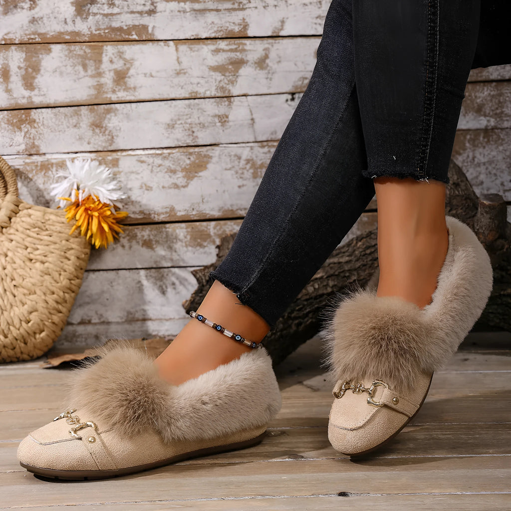Women's cotton-padded velvet shoes in solid colour with fabric upper, flat heel, and TPR sole for indoor wear