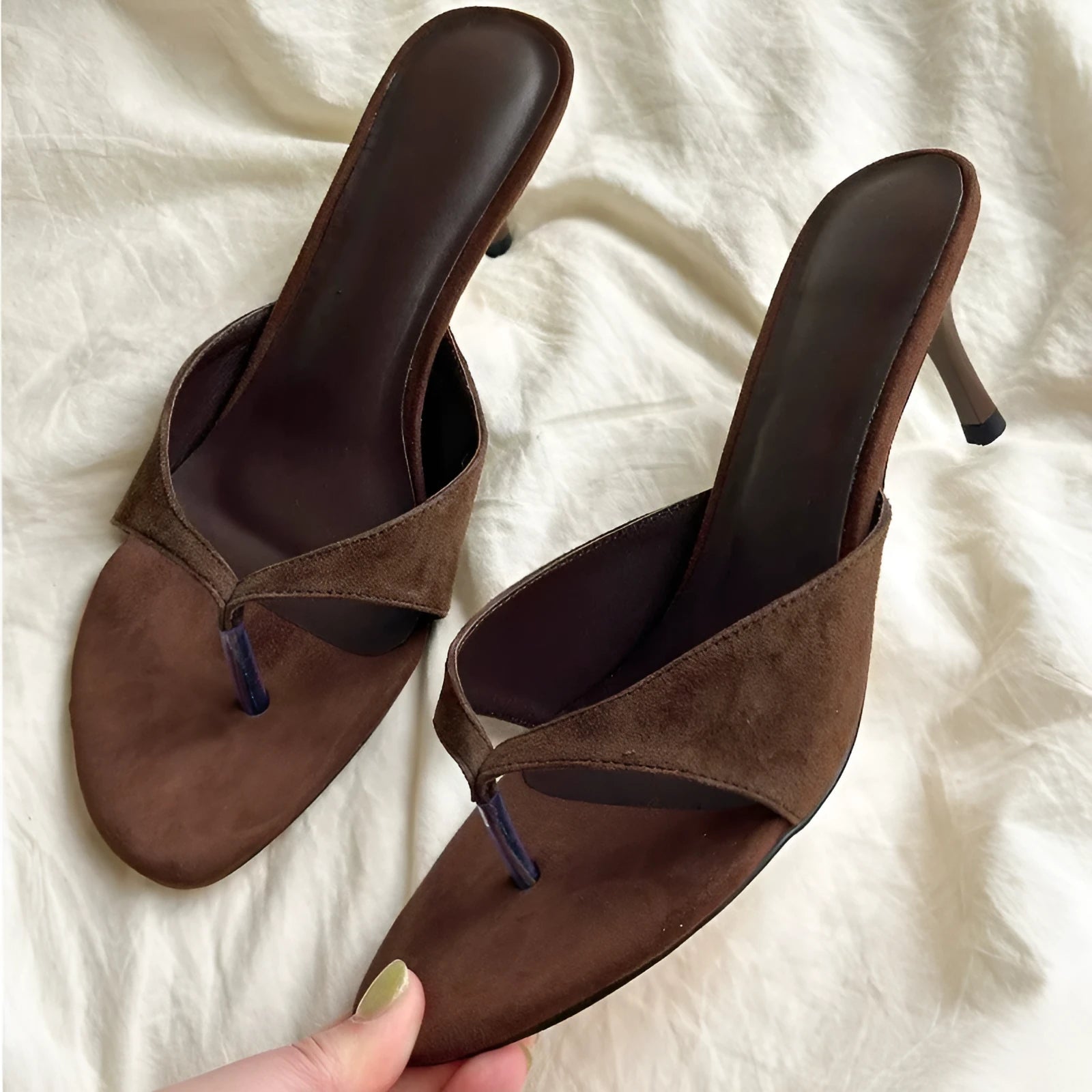 Women's pointed toe PU flip flop sandals in black and brown with rubber sole, European fashion style