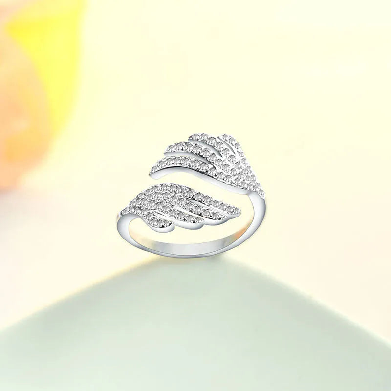Silver electroplated winged ring for women in Japanese and Korean style, single ring