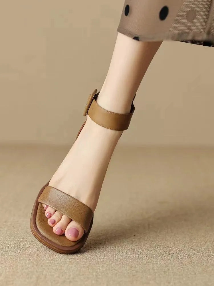 White retro ankle-strap platform heels for women with round toe design