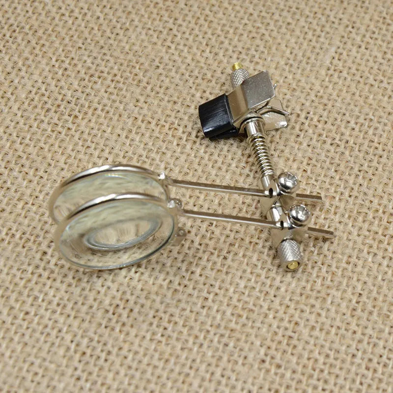 Auxiliary reading glasses clip with double clip metal bracket and glass lenses for spectacle attachment