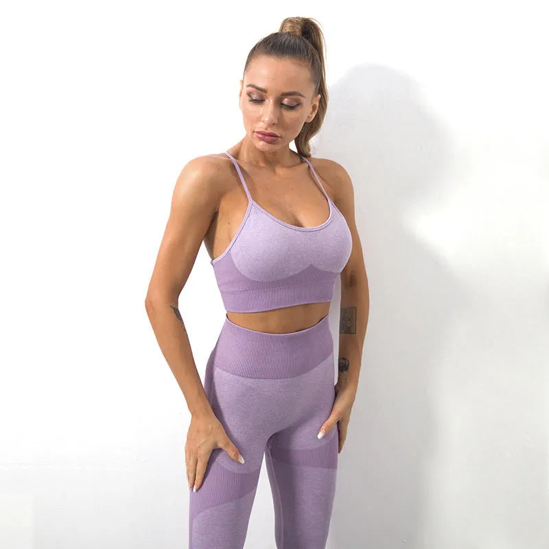 Women's seamless knitted sling sports bra and yoga trousers set in solid colour for fitness