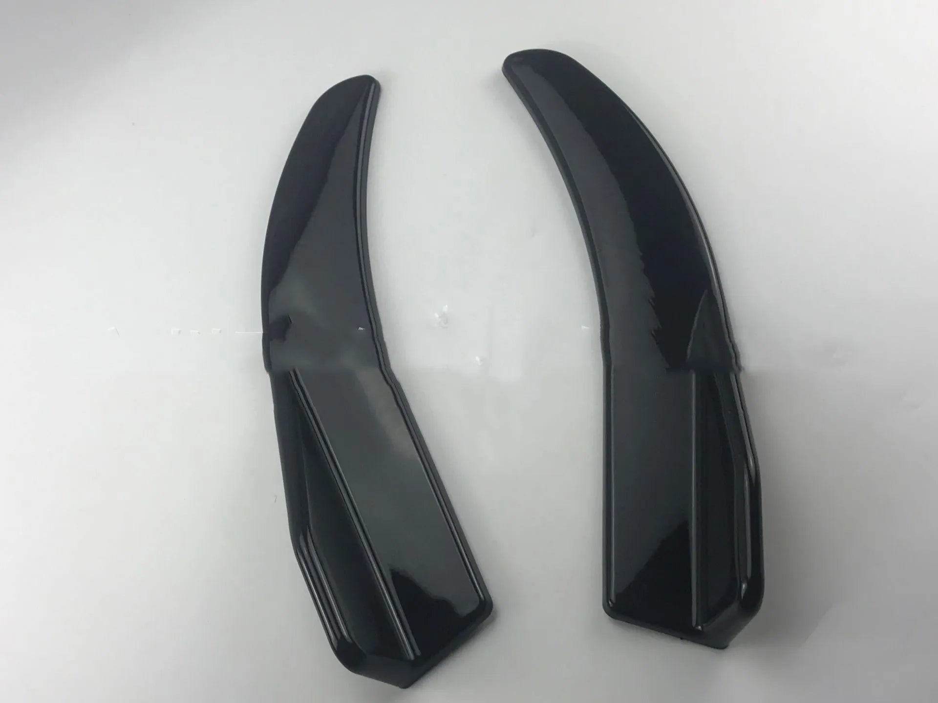 Carbon fibre pattern front and rear deflector lights for General Motors vehicles, 440mm ABS construction
