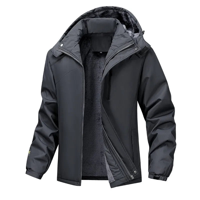 Men's plus size waterproof winter coat in polyester with hood and loose fit