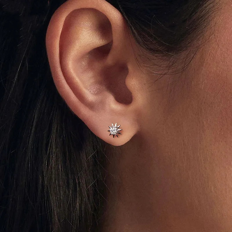 Fashion Simple S925 Sterling Silver Sun Moissanite Stud Earrings with certificate for women