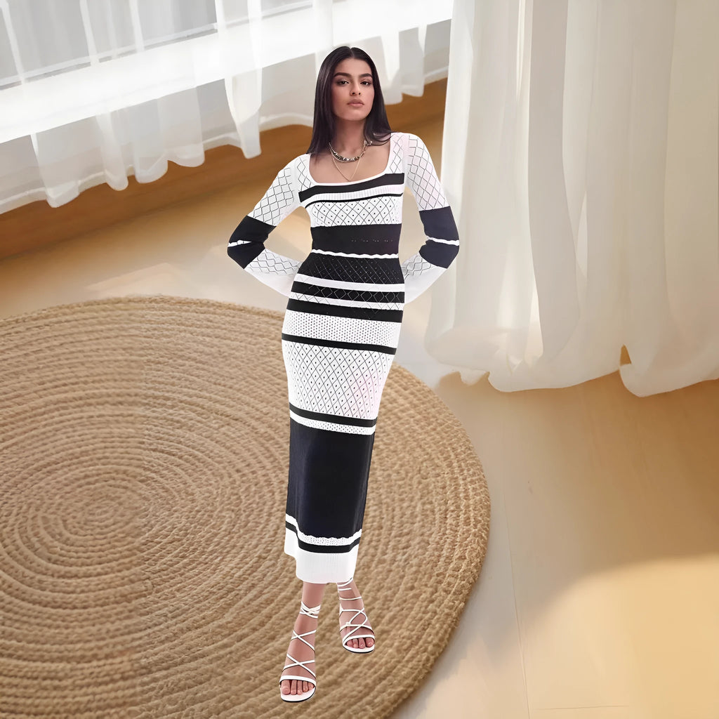 Long-sleeved U-neck knitted dress with colourful contrast stripes in black colour, free size, casual style