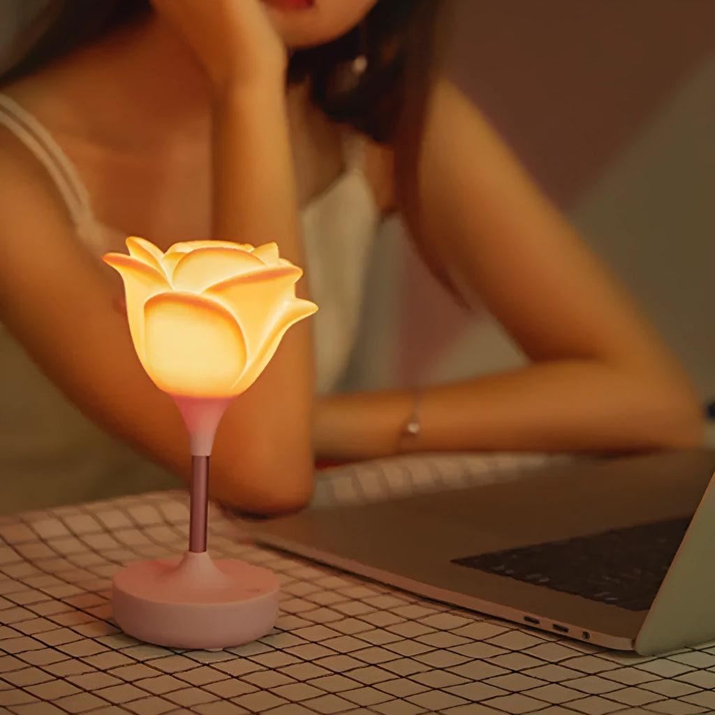 Touch rose USB night light in silicone and ABS, pink colour, showing three brightness level buttons on base