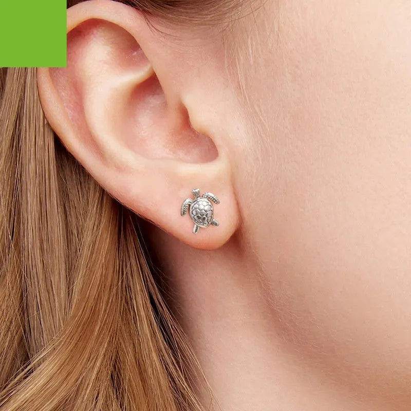 S925 sterling silver turtle stud earrings with polished finish, unisex pair, colour SCE1935