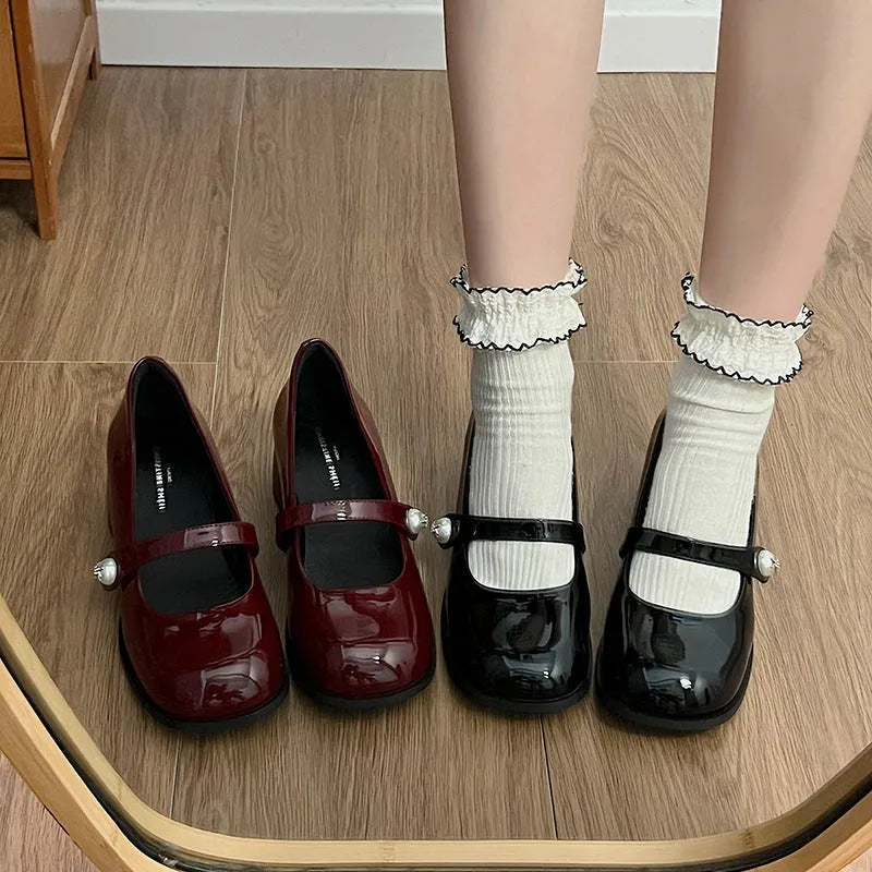 Women's Mary Jane shoes, chunky heel, round toe, black colour, microfiber upper