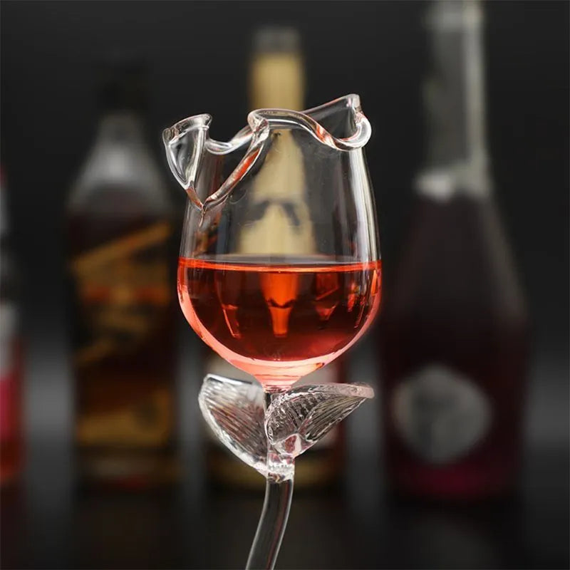 Rose flower shaped glass goblet with 100ml capacity for wine or cocktails