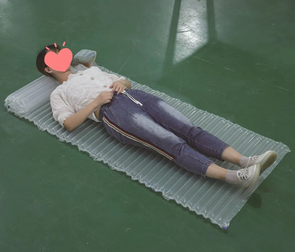 Transparent outdoor airbed for camping with 200x60cm dimensions and 300kg load capacity