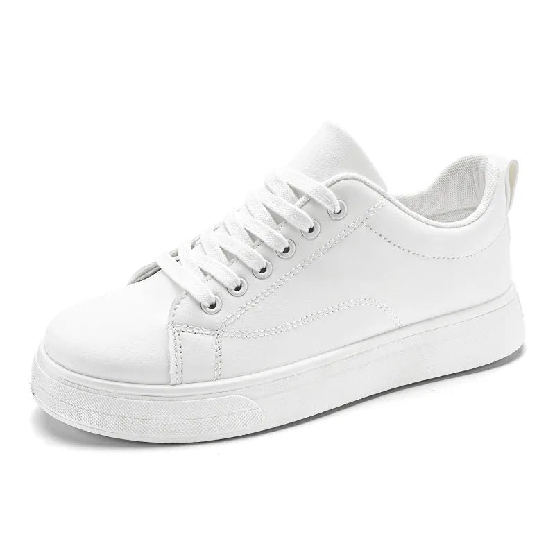 Men's Korean-style breathable sneakers in low-top design with round toe and rubber sole