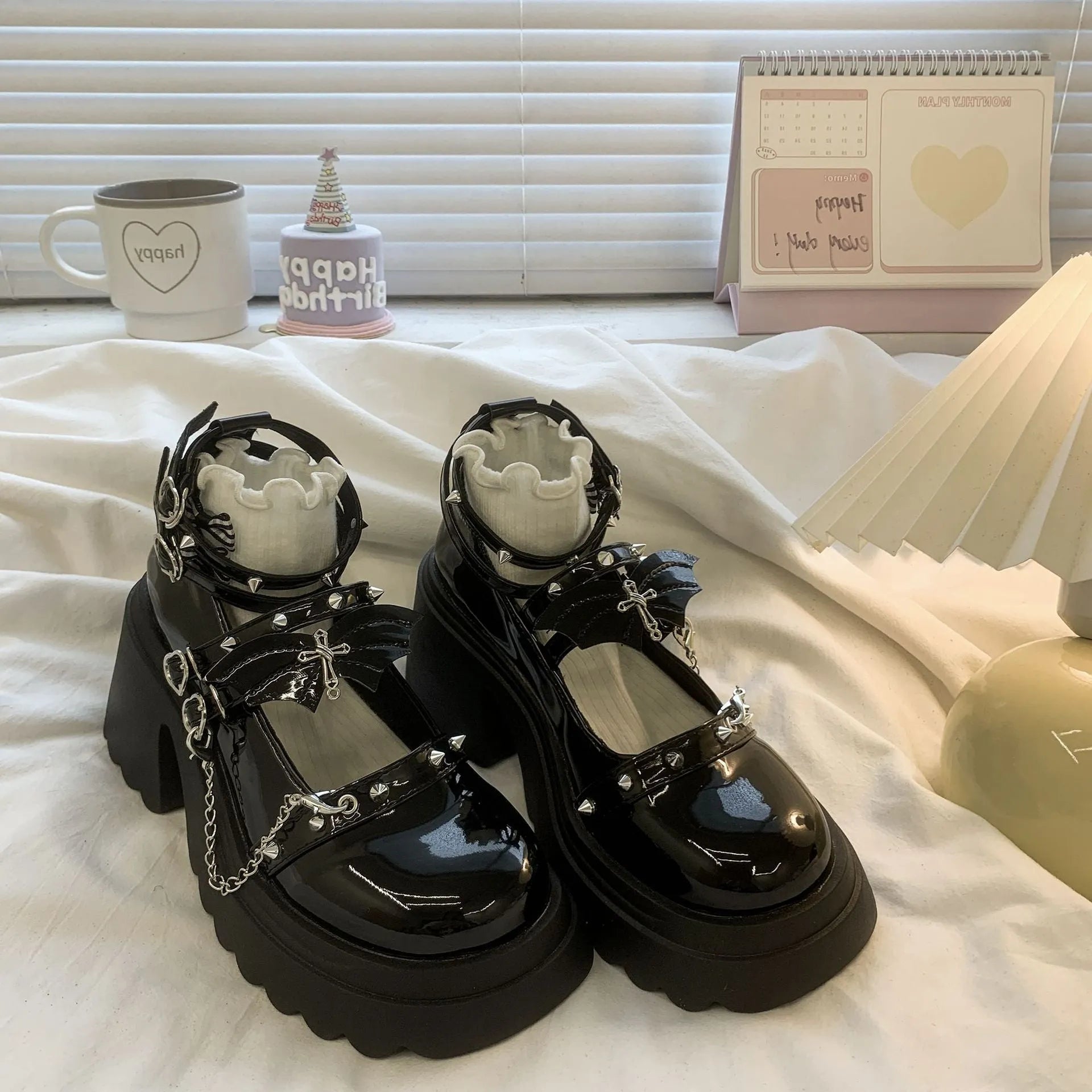 Solid black PU patent leather Lolita shoes with bat metal chain buckle, round toe, chunky heel 6-8cm, women's cosplay footwear