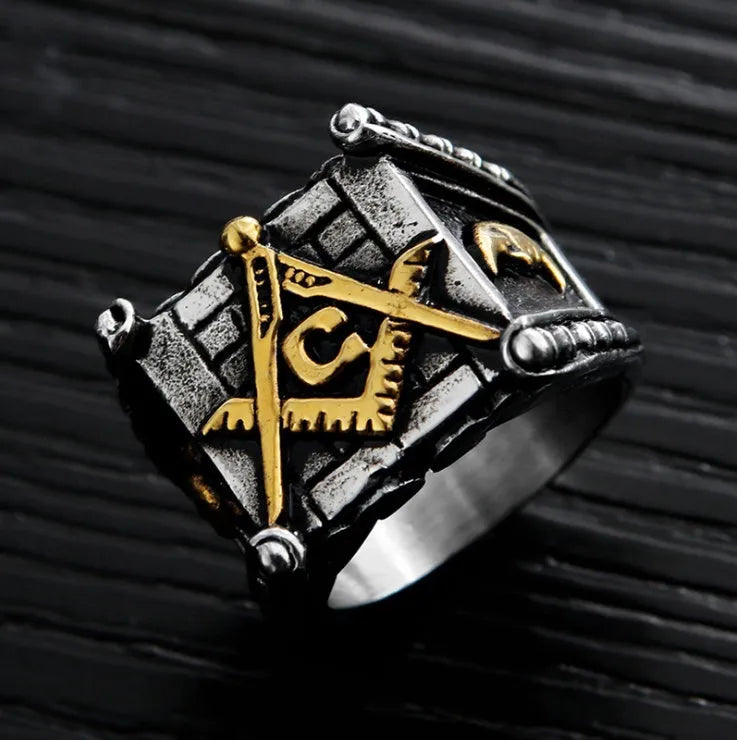 Masonic ring for men with sun and moon motif, high-polished white steel, gold colour option