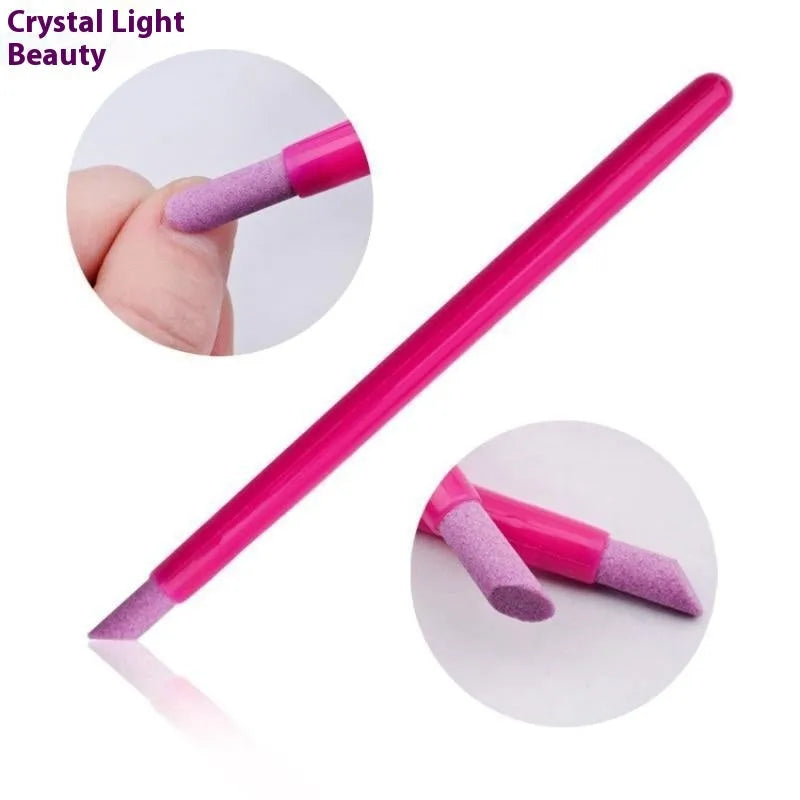 Plastic pen exfoliating tool with 45-degree polishing stick for nail edge dead skin removal, 20g, random colour