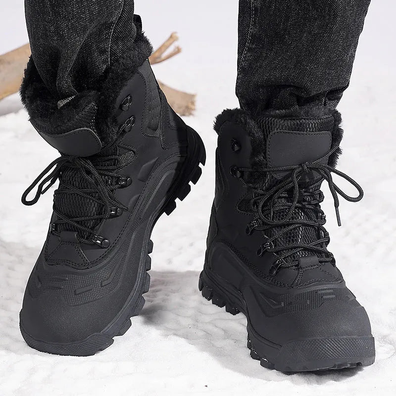Men's black high-top lace-up boots with fleece lining, shown on a size label ranging from 39 to 48.