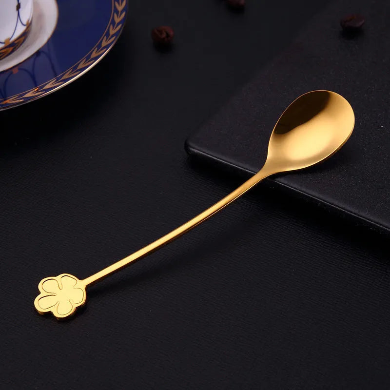 Gold plated 304 stainless steel dessert spoon with engraved flower pattern in multiple colours