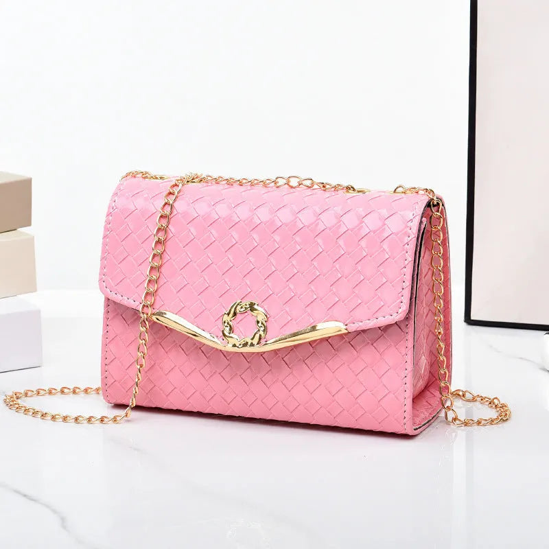 Chain shoulder messenger women's bag in solid colour PU leather with weave detail, small black variant