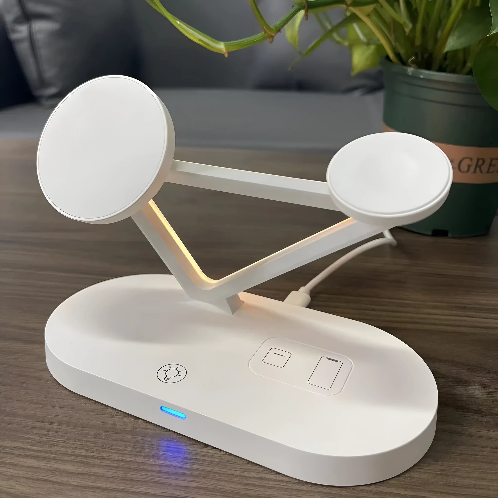 Black 3-in-1 wireless charger with magnetic suction for phone, Apple Watch and AirPods