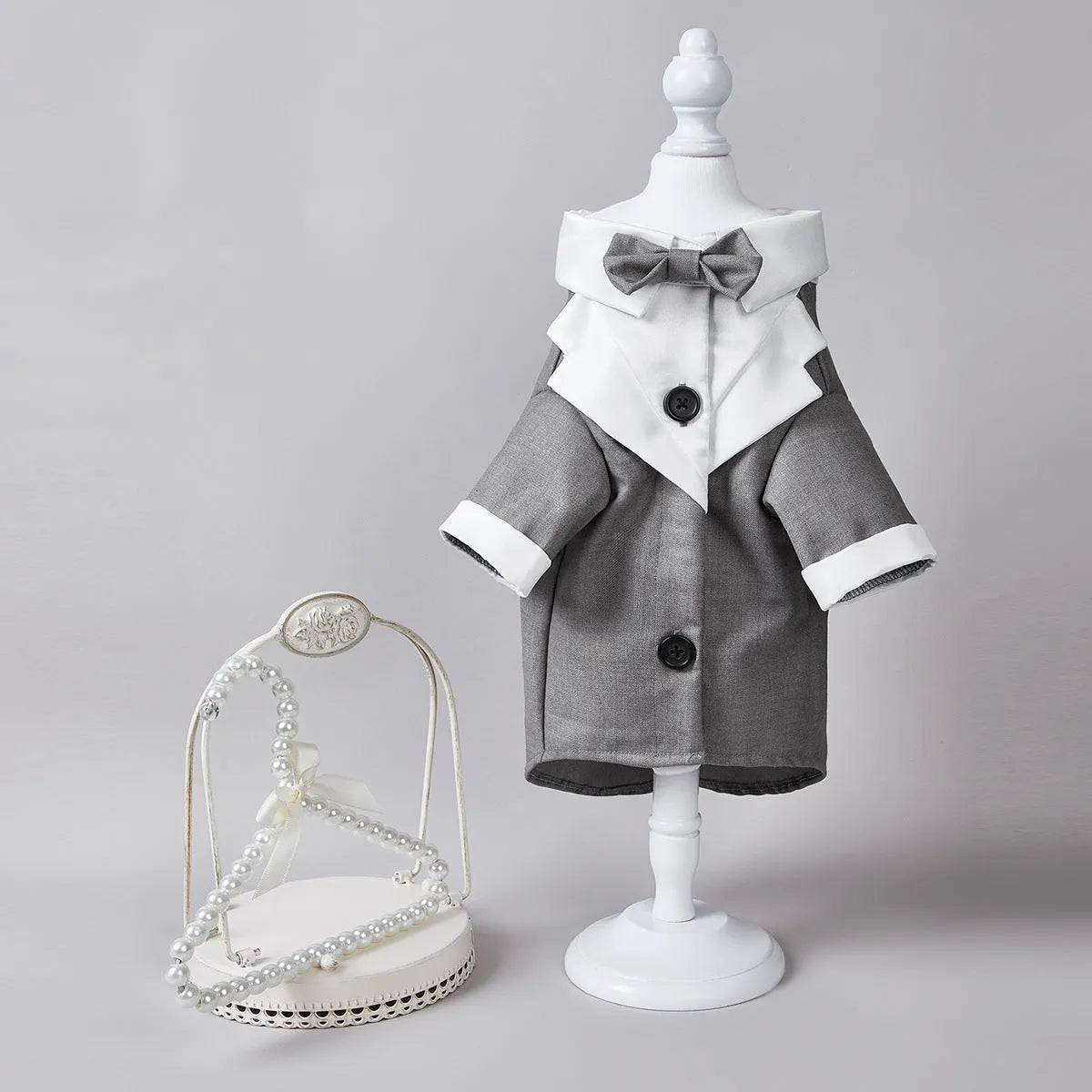 Chinese-style four-legged dog wedding suit in polyester fabric available in multiple sizes