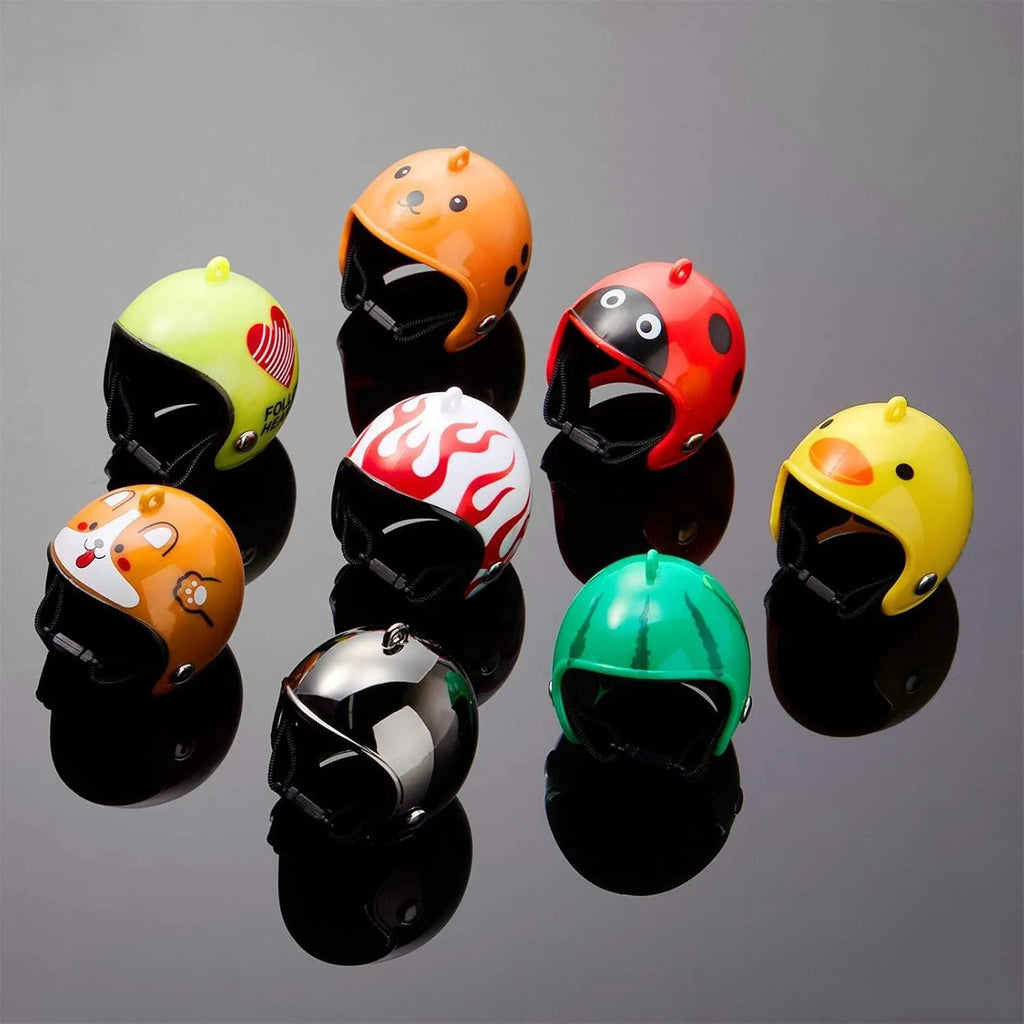 Adjustable PP plastic pet helmet for small chickens and birds with elastic bands and sponge lining