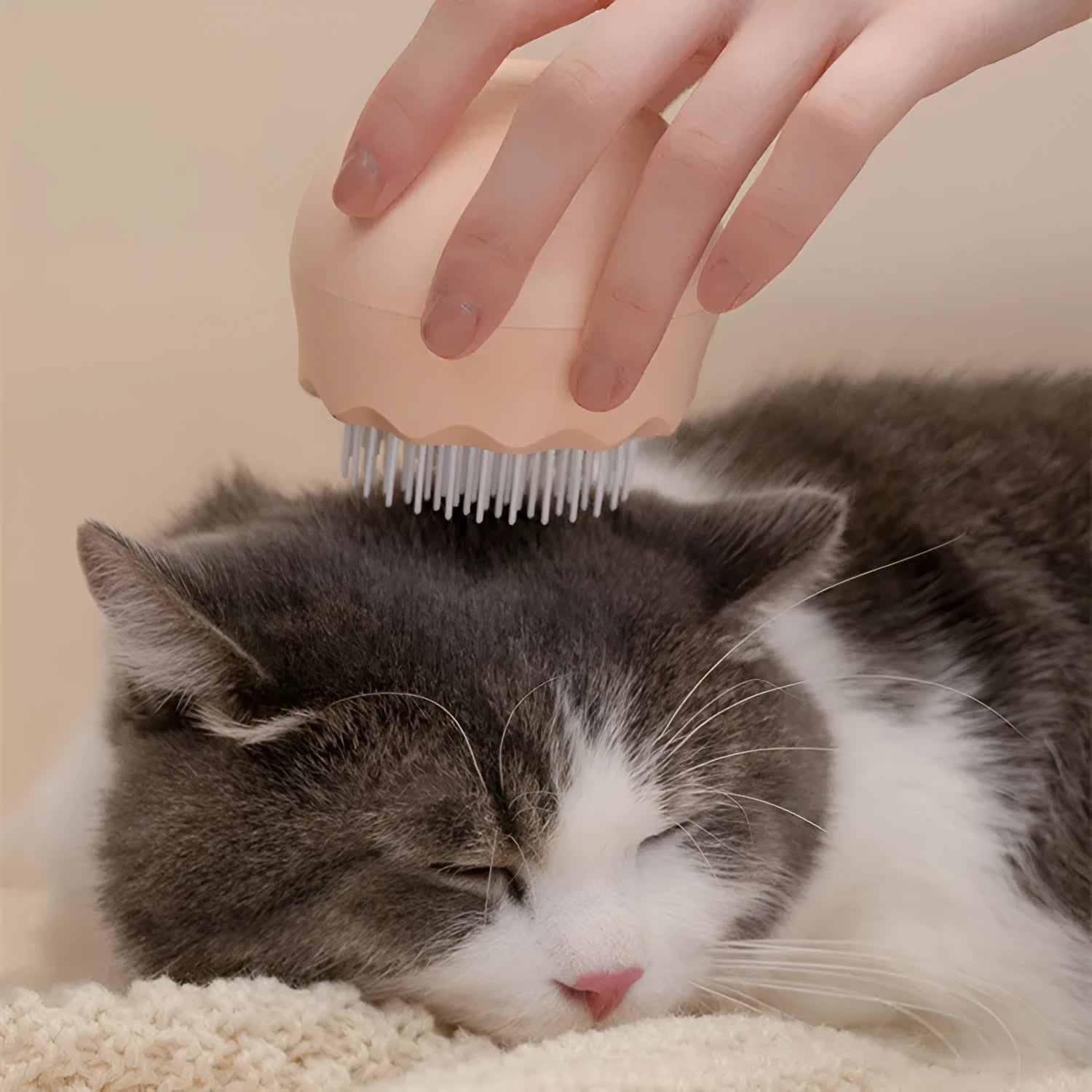 Floating massage pet needle comb with soft silicone brush head for cat hair cleaning, 75x75x73 mm, in orange pink colour